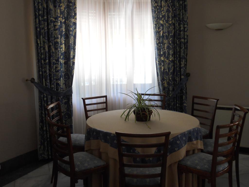 Hotel Paris Lanjarón Kültér fotó